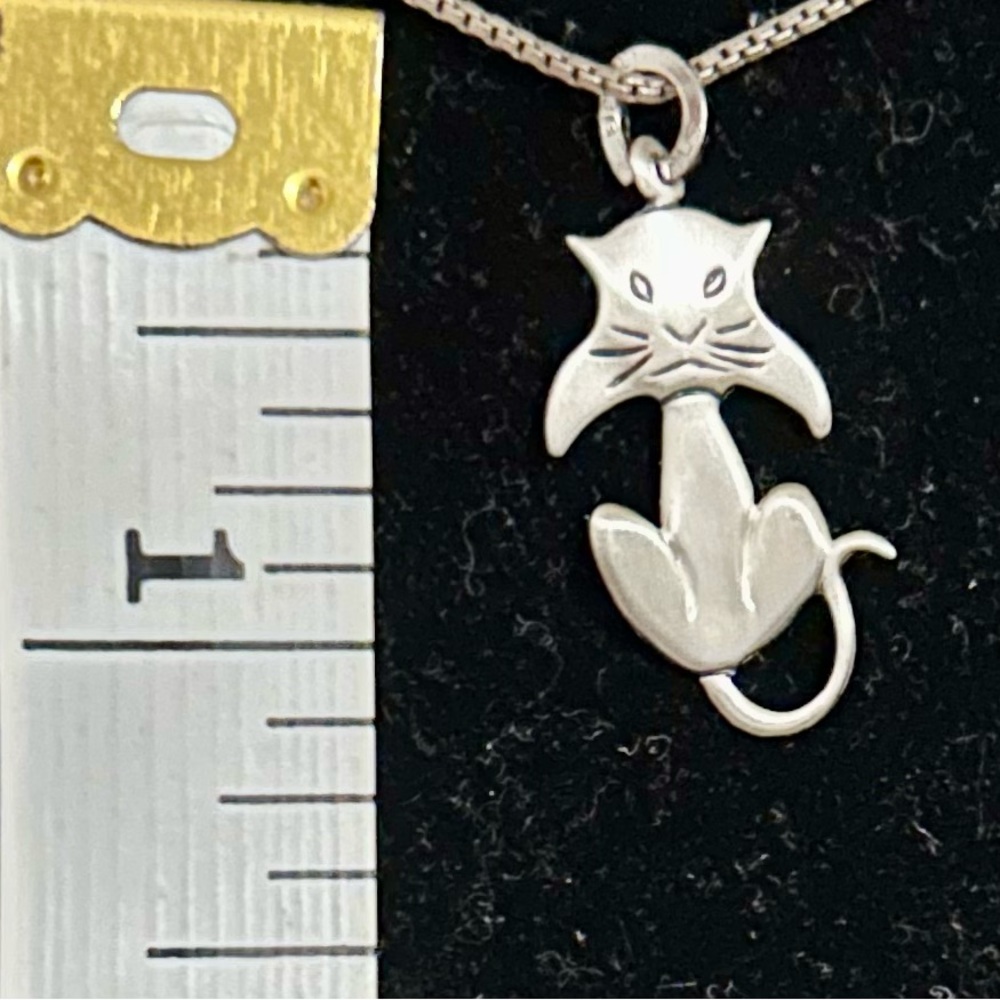 Vintage Sterling Silver Beau Cat Pendant - Picture 9 of 9